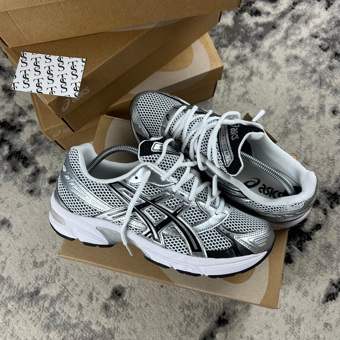 ASICS 1130 - SILVER WHITE BLACK