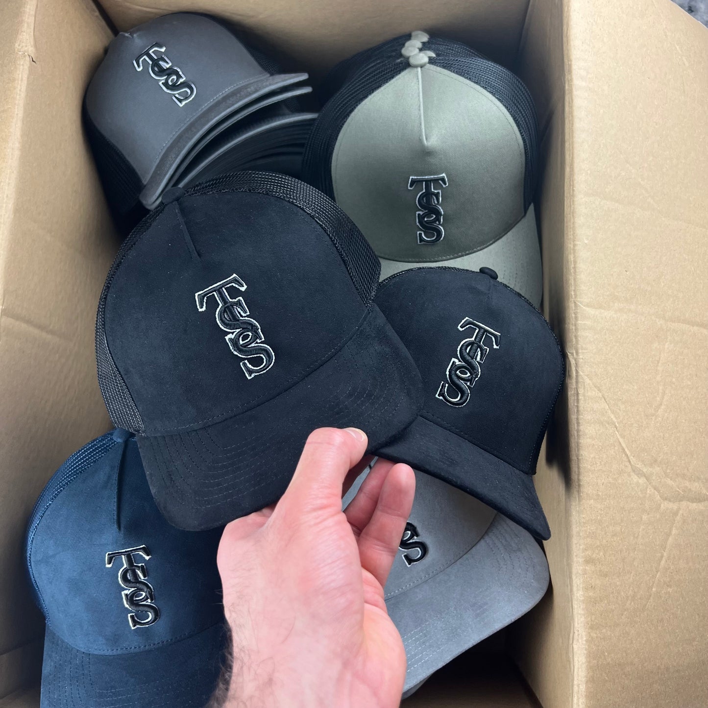 BLACK TSS CAP - SUEDE