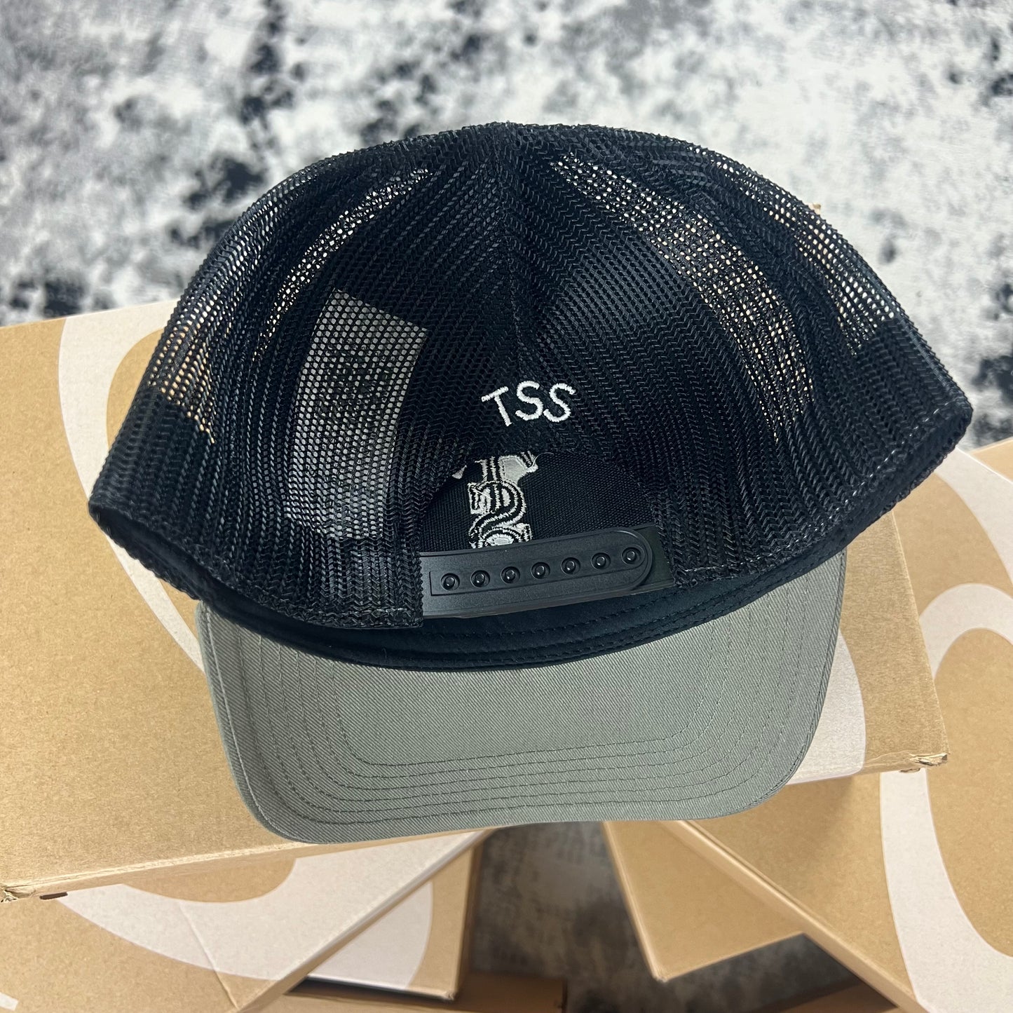TSS CAP - KHAKI / BLACK