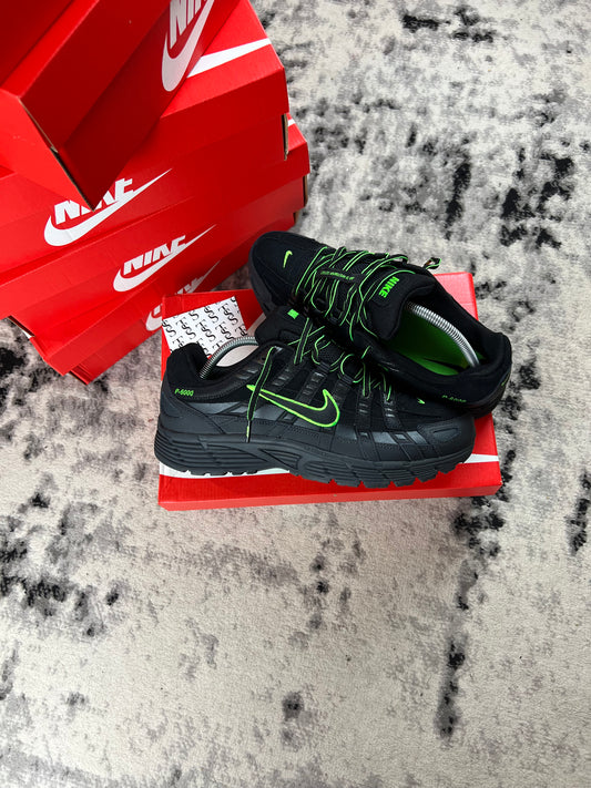 NIKE P-6000 - BLACK / GREEN STRIKE