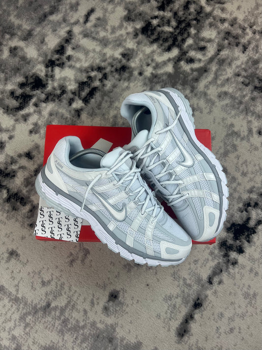 NIKE P-6000 - SUMMIT WHITE