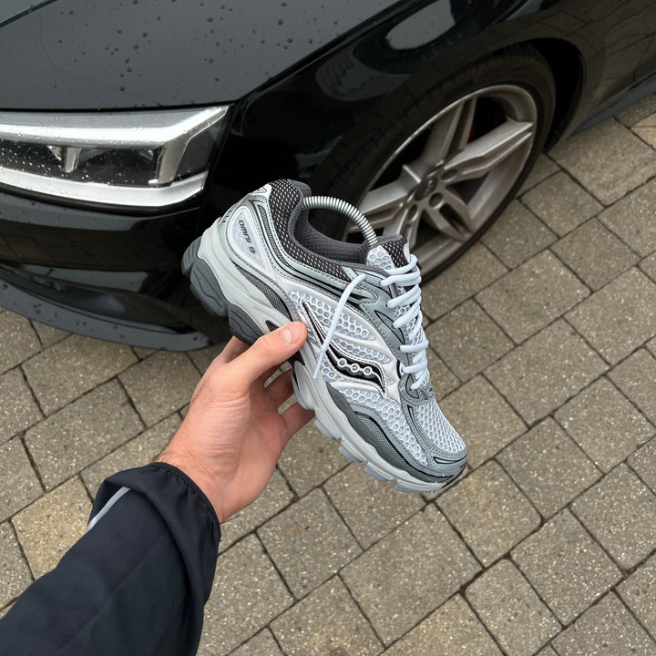 SAUCONY PROGRID OMNI 9 OG - MICROCHIP