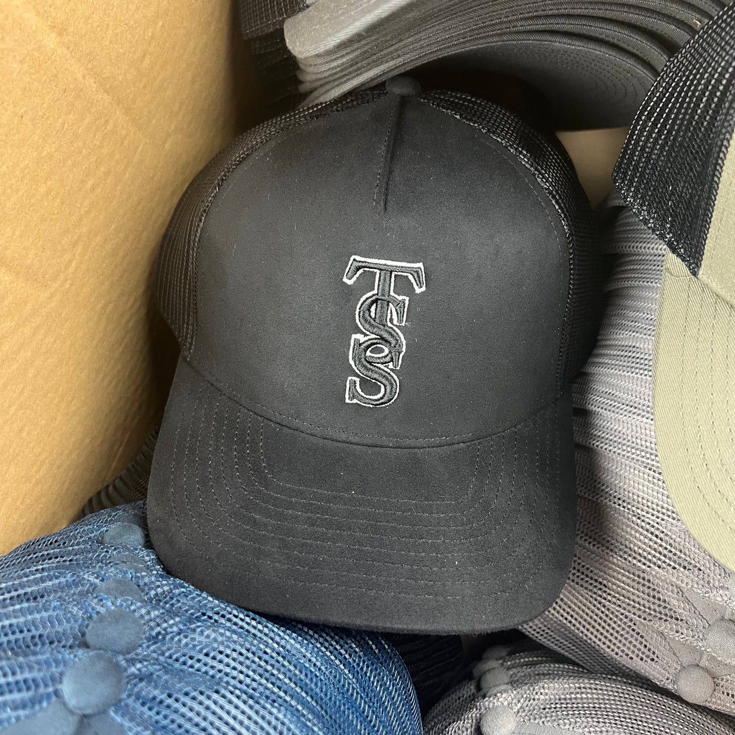 BLACK TSS CAP - SUEDE