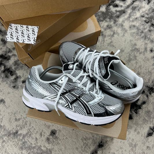 ASICS 1130 - SILVER WHITE BLACK