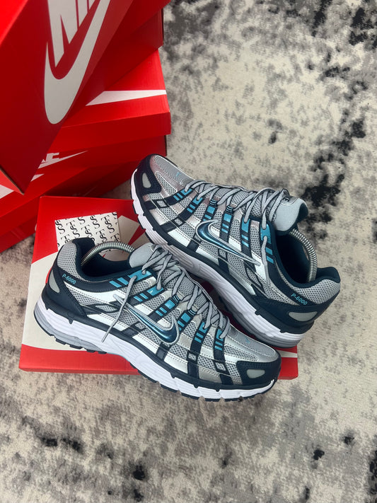 NIKE P-6000 - ARMORY NAVY