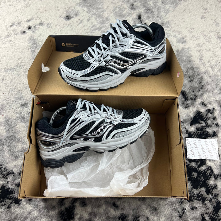 SAUCONY PROGRID OMNI-9 OG - BLACK / GREY