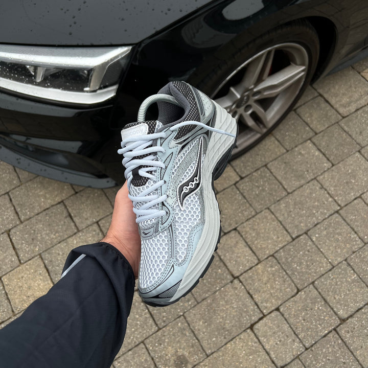 SAUCONY PROGRID OMNI 9 OG - MICROCHIP