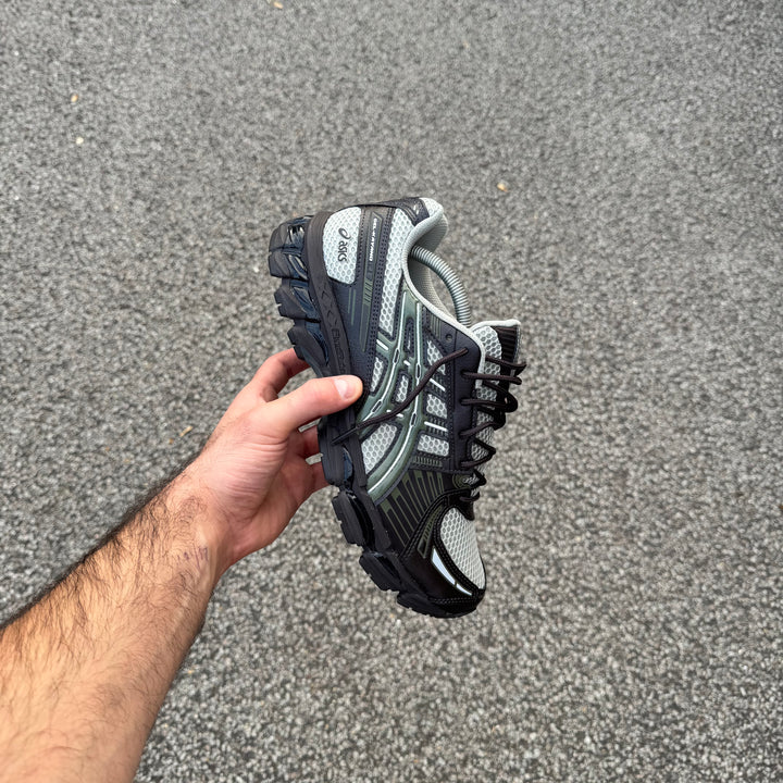 ASICS KAYANO 12.1 - OLIVE GREEN