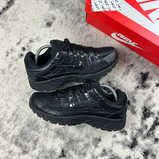 NIKE P-6000 - TRIPLE BLACK