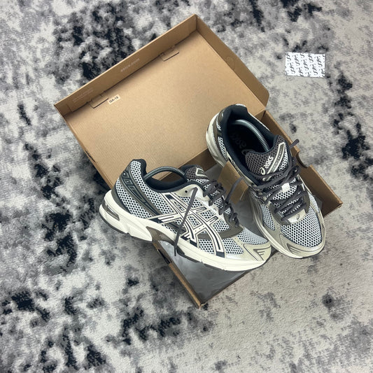 ASICS 1130 - BIRCH DARK TAUPE