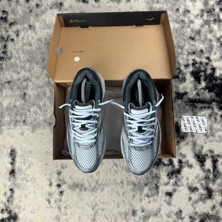 SAUCONY PROGRID OMNI 9 OG - MICROCHIP