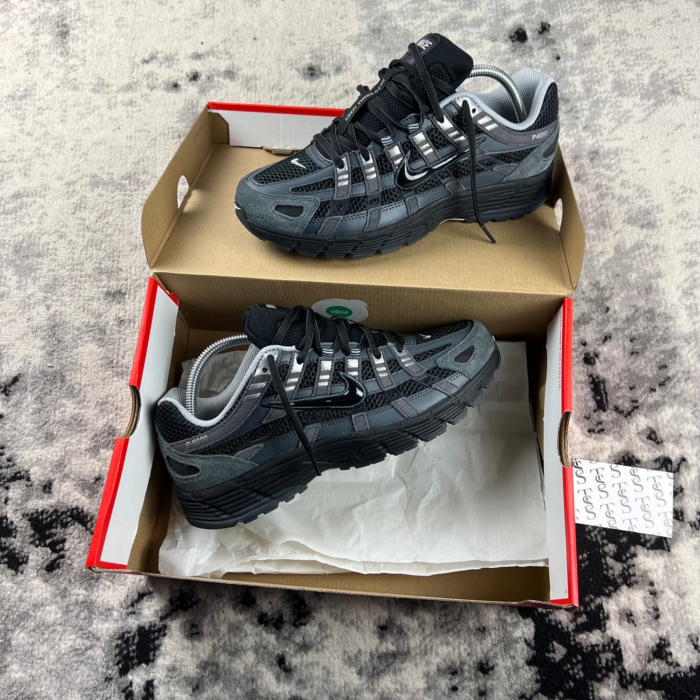 NIKE P-6000 - ANTHRACITE / BLACK