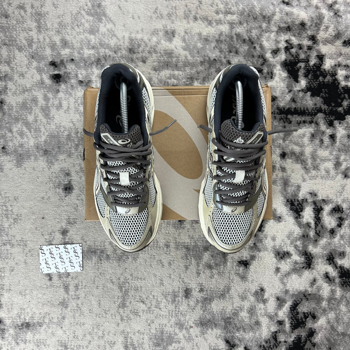 ASICS 1130 - DARK TAUPE
