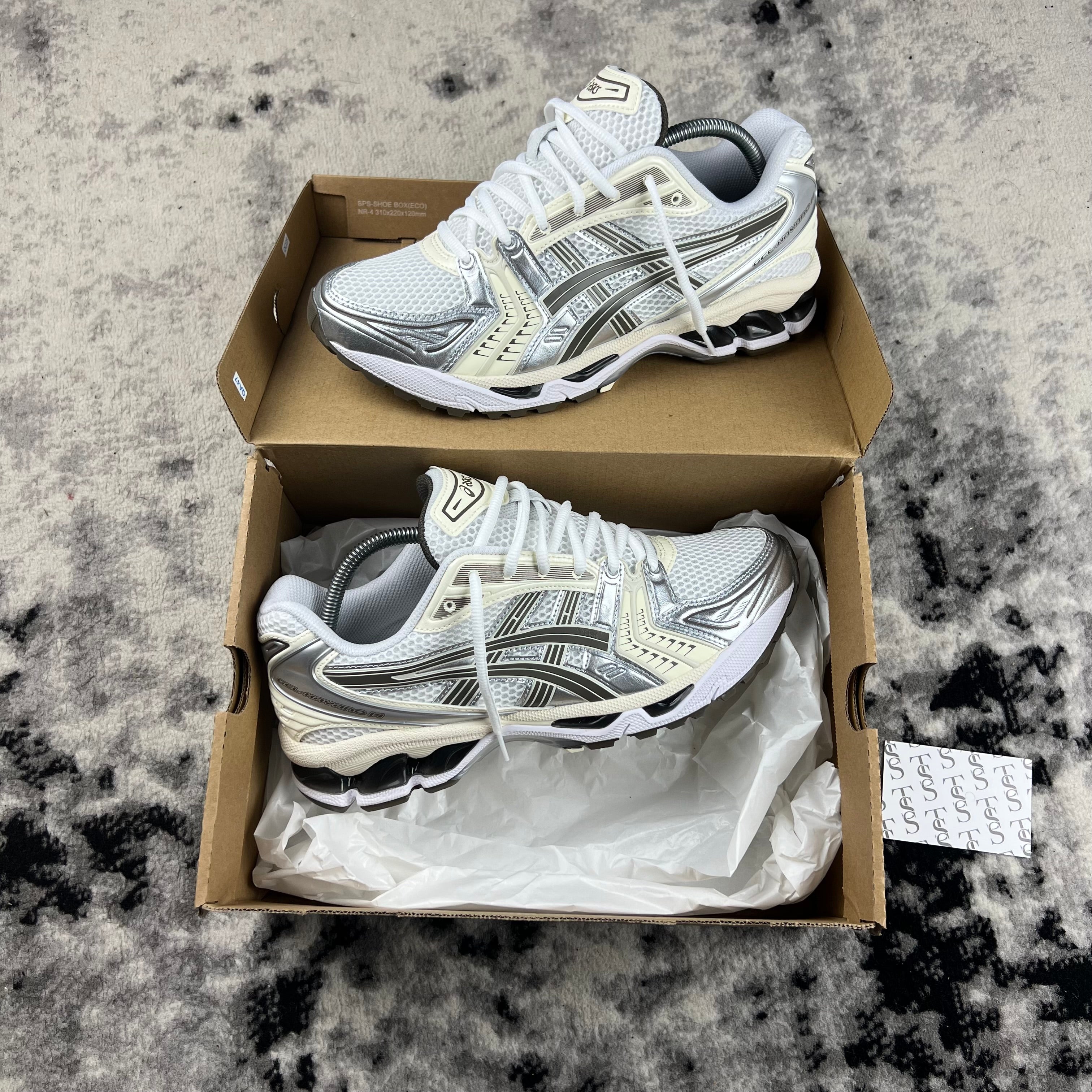 ASICS KAYANO 14 - WHITE / IVORY