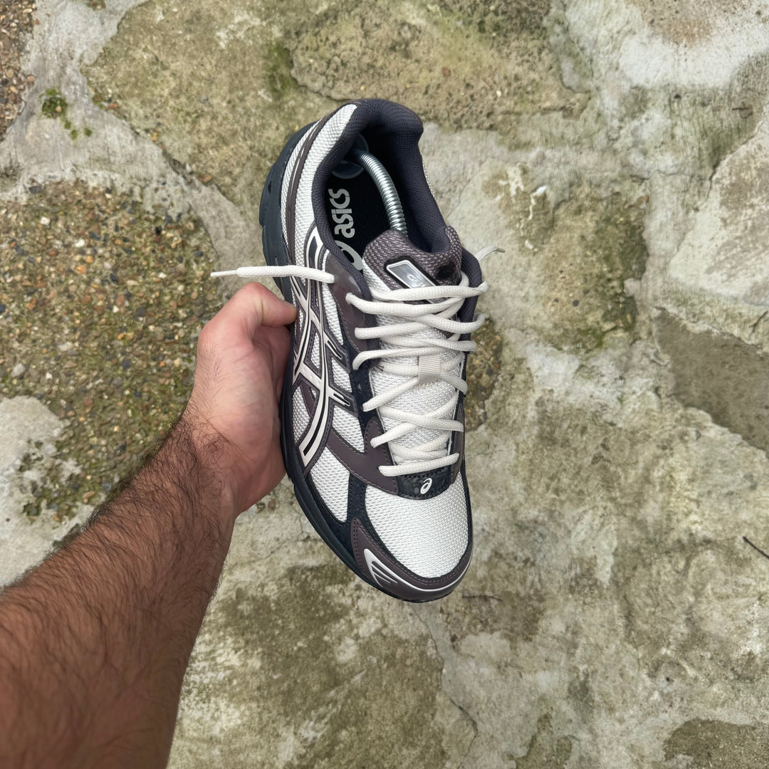 ASICS 1130 - OATMEAL OBSIDIAN